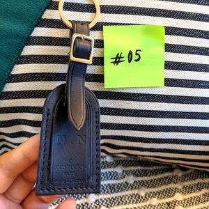Louis Vuitton black luggage tag